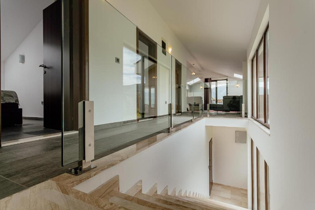 Apartments Joy Herceg Novi Eksteriør bilde