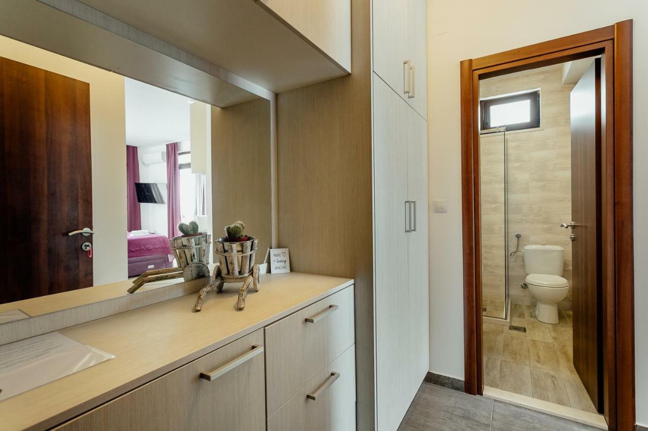 Apartments Joy Herceg Novi Eksteriør bilde