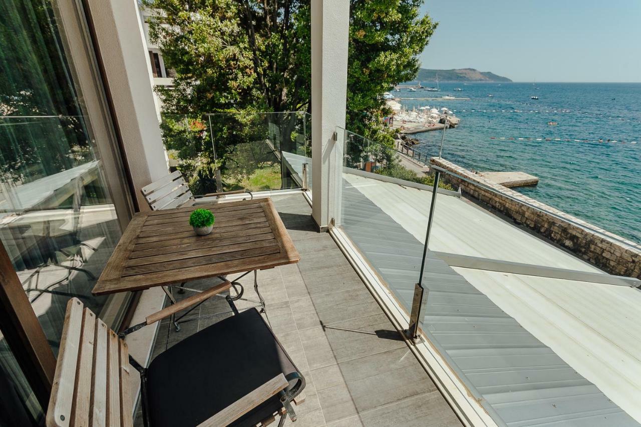 Apartments Joy Herceg Novi Eksteriør bilde